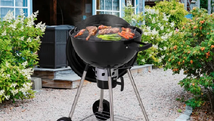 Charcoal grill for camping (1).webp